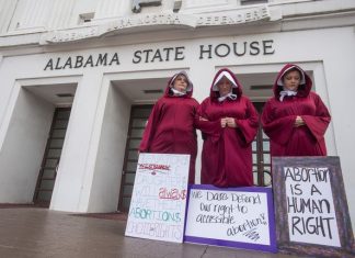 Alabama abortion ban: State Senate will pass most restrictive law in the US Pro-choice supporters protest in Alabama