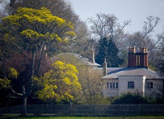 Queen Elizabeth Quietly Visited Meghan Markle and Prince Harry at Their New Frogmore Cottage Home Meghan Markle and Prince Harry's Frogmore Cottage Windsor Photos | PEOPLE.com