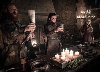 The famous Starbucks cup in Sunday’s Game of Thrones episode The famous starbucks cup on Sunday's game of thrones episode