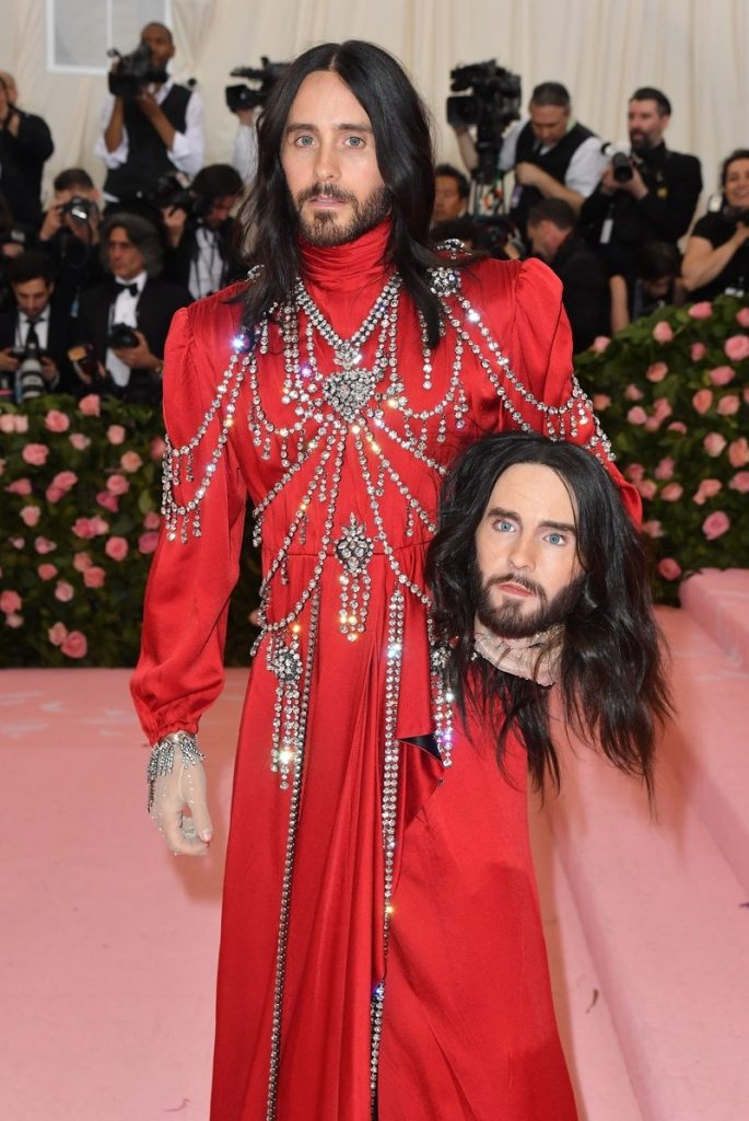 Jared leto wore a red gucci gown at MET gala 2019