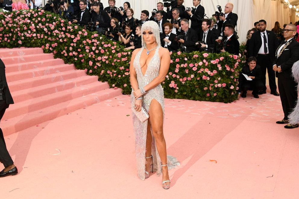 Jennifer Lopez in Versace at the MET GALA 2019