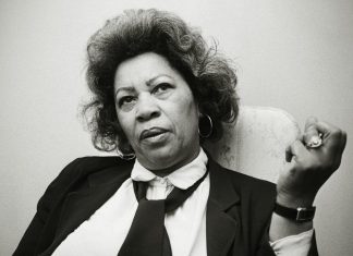 Toni Morrison, Nobel and Pulitzer Prize Winner dies at 88 Toni Morrison, Nobel and Pulitzer Prize Winner dies at 88