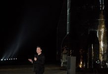 SpaceX Unveils Silvery Vision to Mars: ‘It’s Basically an I.C.B.M. That Lands’